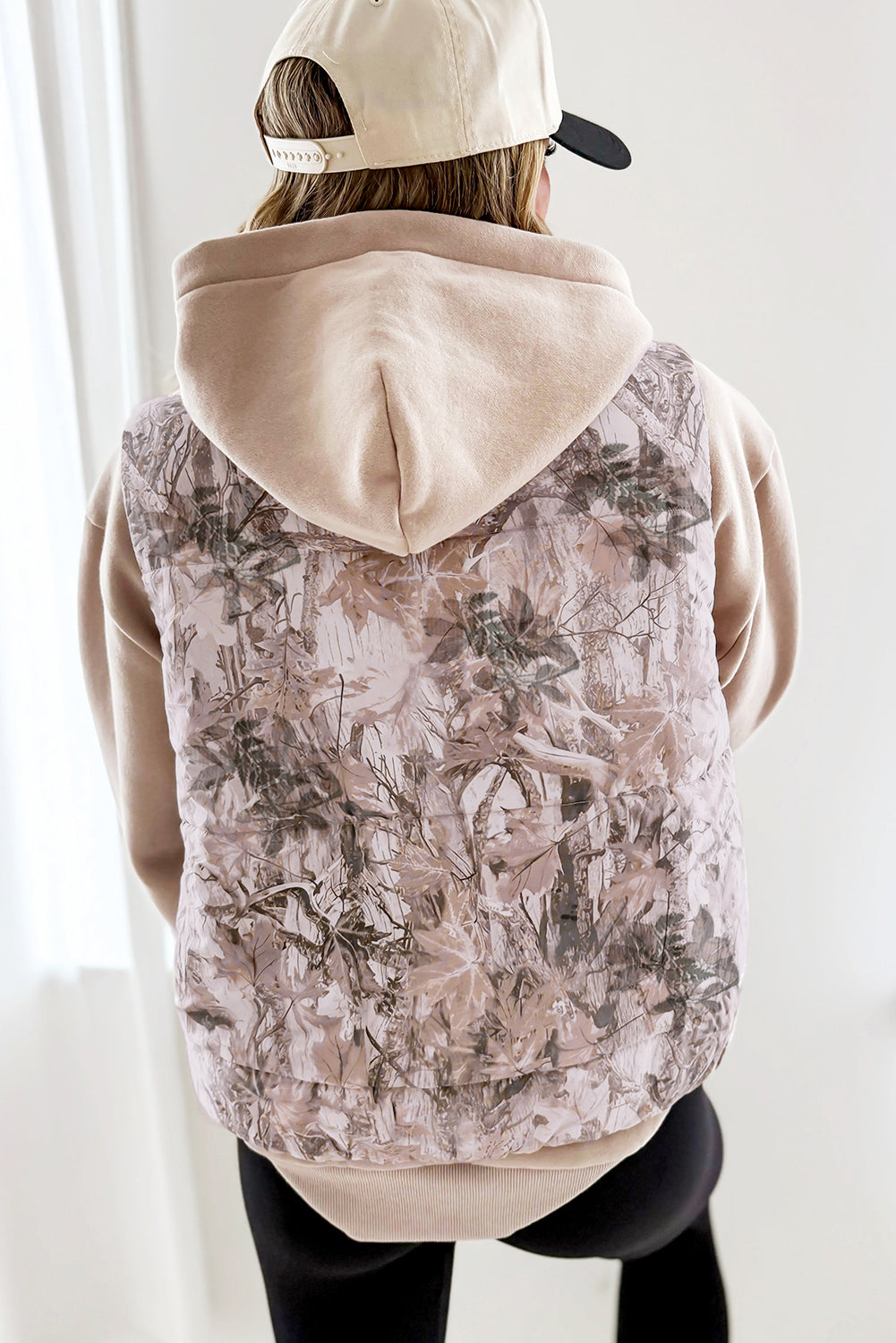 Gray Camo Leaf Print Winter Puffer Vest